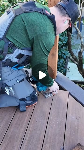 Makita HS474DZB in action